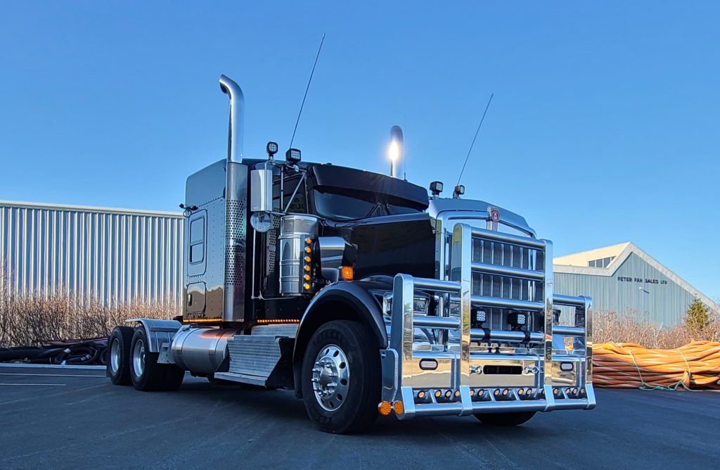 HERD Grille Guards, Cab Racks & Truck Accessories, Semi-Truck Grille Guards